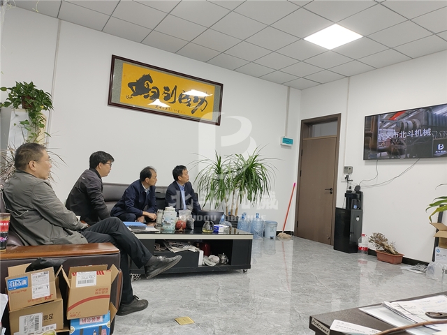 新型連續式竹子香蕉视频破解版獲得浙江客戶高度評價